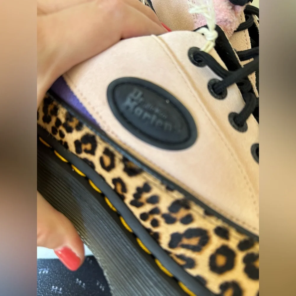 New Dr. Martens BUZZ 5-Eye Leopard & Suede Platform Shoes - Picture 13 of 16